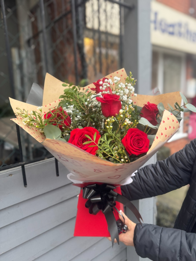 6 x red rose aquapack Product Image